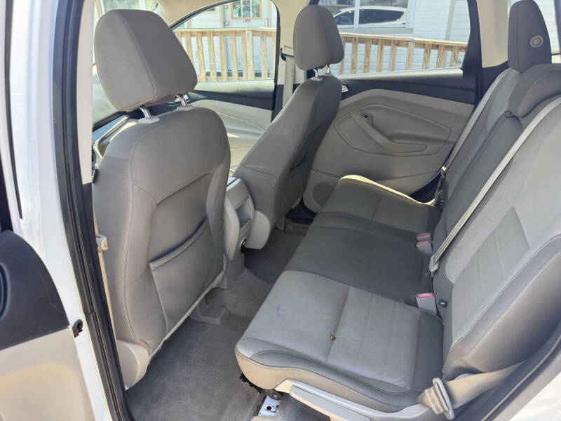 2016 Ford Escape SE