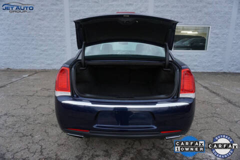 2015 Chrysler 300 Limited