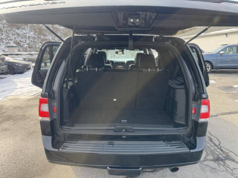 2017 Lincoln Navigator Select