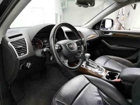 2017 Audi Q5 2.0T quattro Premium Plus