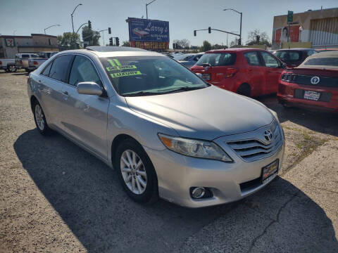 2011 Toyota Camry for sale at Larry's Auto Sales Inc. in Fresno CA