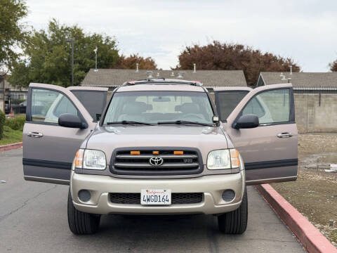 2002 Toyota Sequoia SR5