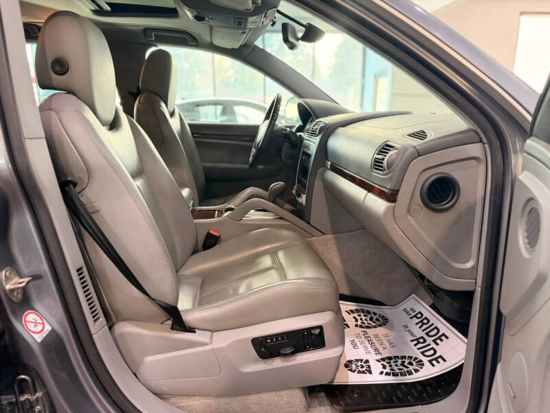 2004 Porsche Cayenne S
