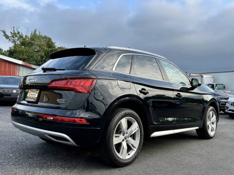 2018 Audi Q5 2.0T quattro Premium Plus