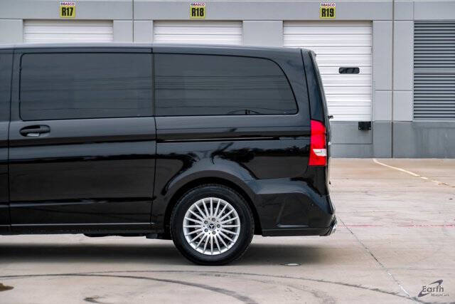 2023 Mercedes-Benz Metris Passenger