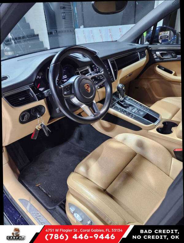 2017 Porsche Macan