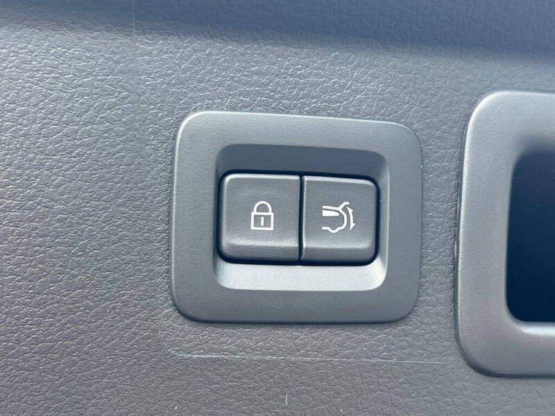 2025 Mazda CX-50 Hybrid Premium