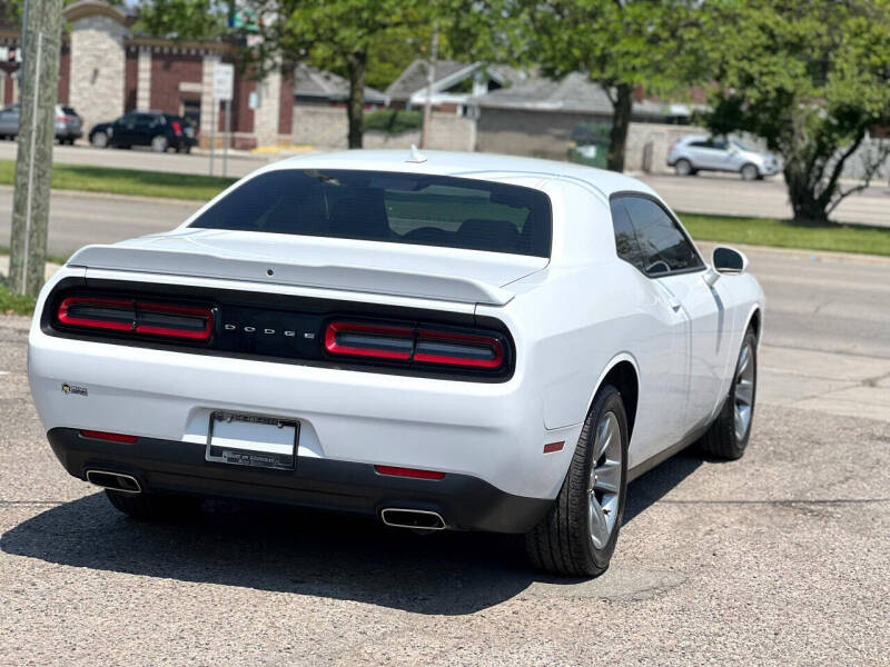 2019 Dodge Challenger SXT