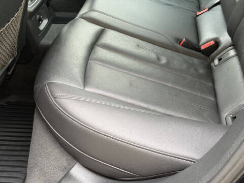 2017 Audi A4 2.0T quattro Premium Plus