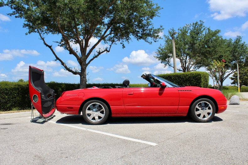 2002 Ford Thunderbird Deluxe
