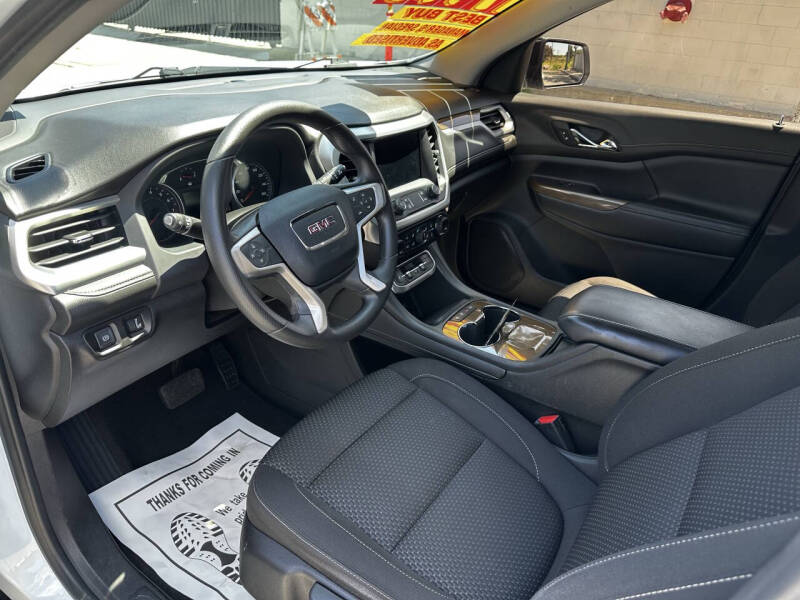 2021 GMC Acadia SLE