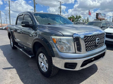 2017 Nissan Titan