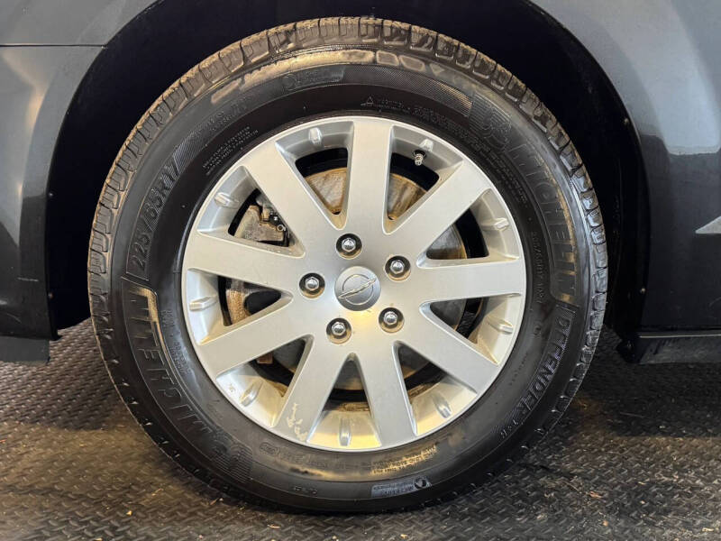 2015 Chrysler Town and Country Touring