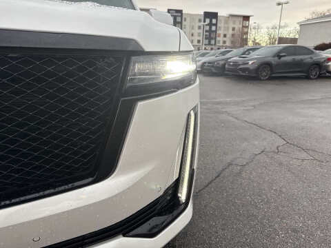 2023 Cadillac Escalade Sport Platinum