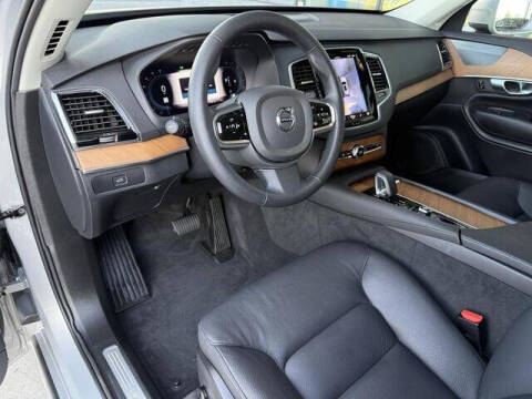 2024 Volvo XC90 B6 Plus Bright Theme 7P