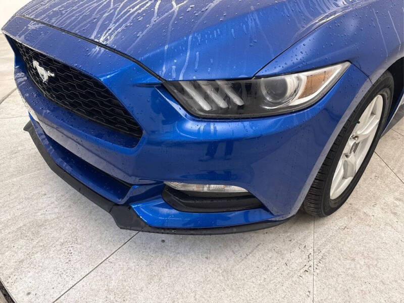 2017 Ford Mustang V6