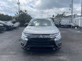 2020 Mitsubishi Outlander LE