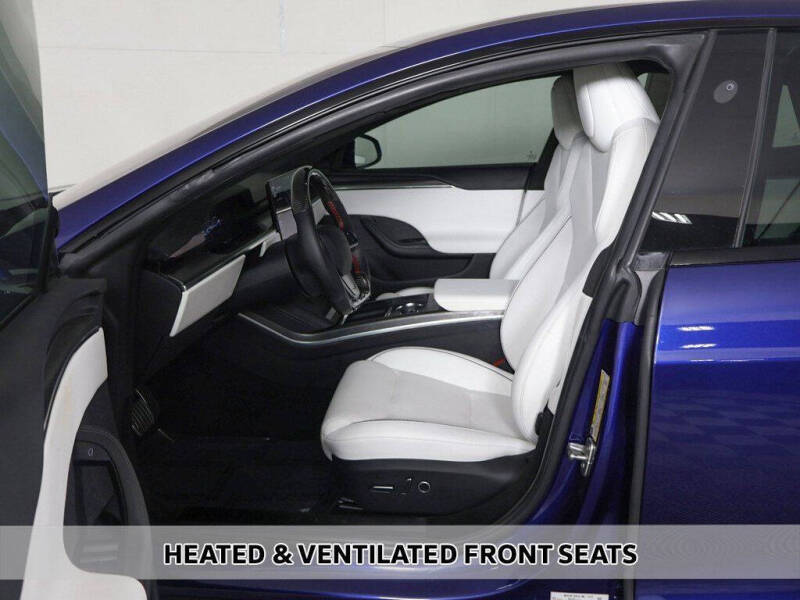 2023 Tesla Model S Plaid