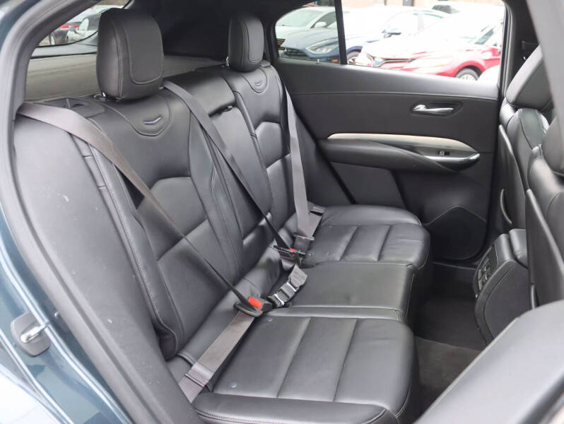 2019 Cadillac XT4 Premium Luxury