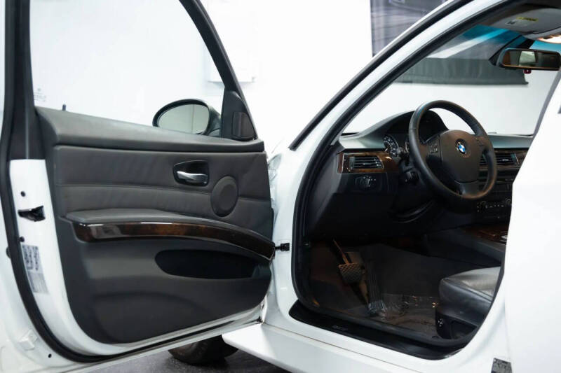 2006 BMW 3 Series 325xi