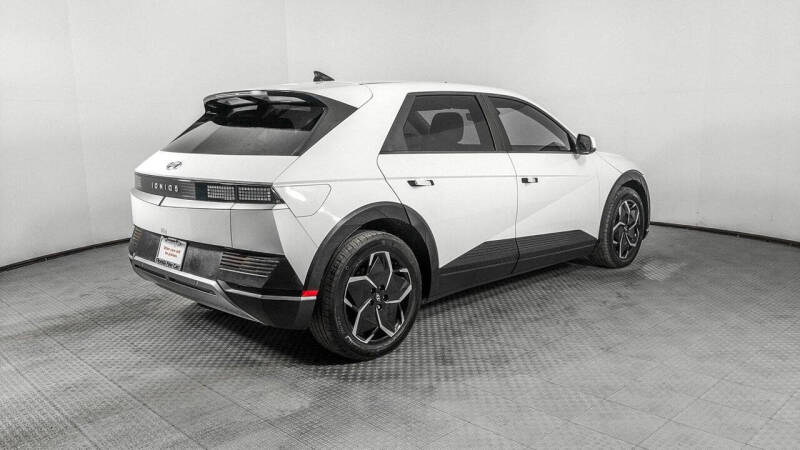 2024 Hyundai Ioniq 5 SE