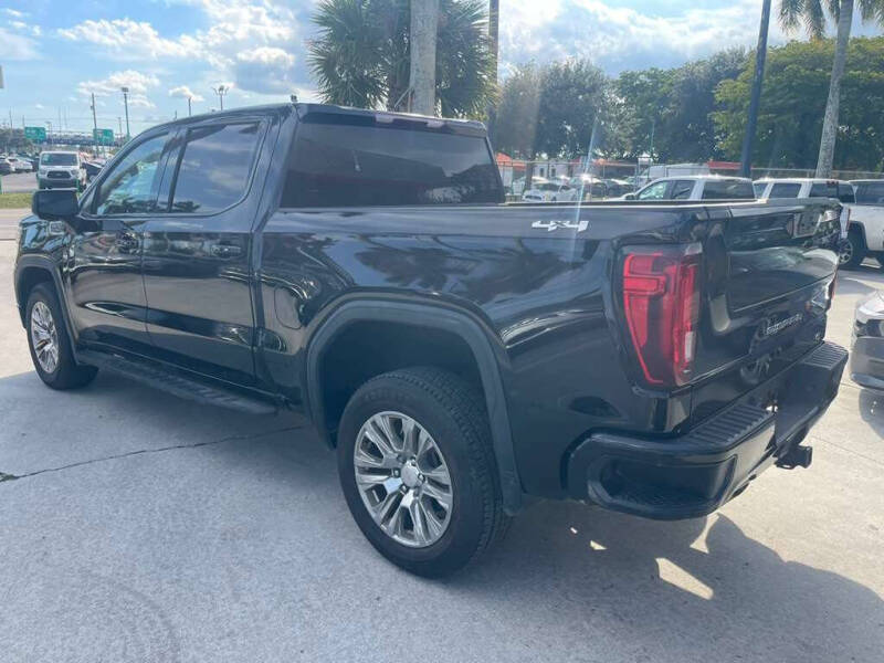 2021 GMC Sierra 1500 AT4