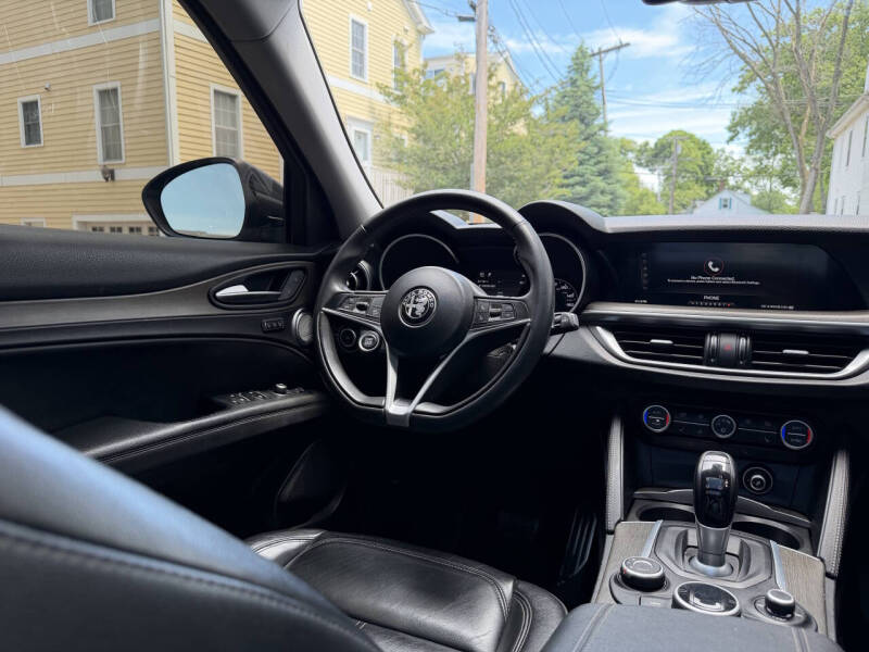 2018 Alfa Romeo Stelvio Ti