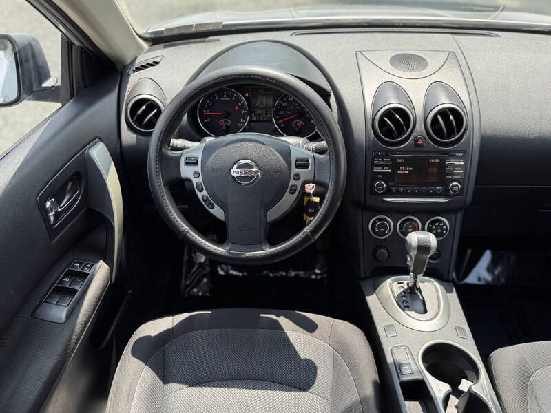 2012 Nissan Rogue S