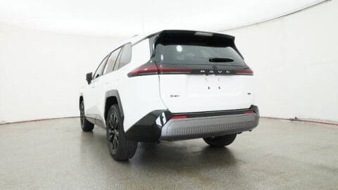 2026 Toyota RAV4 SE