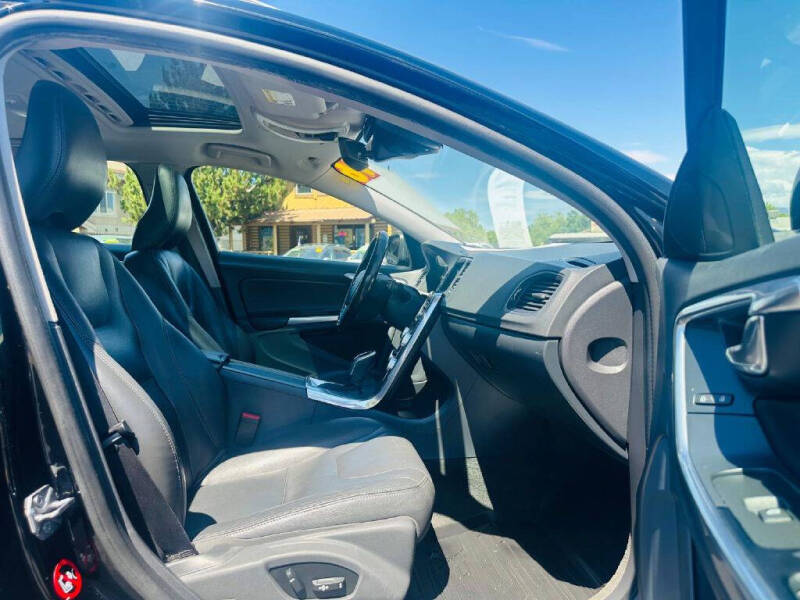 2017 Volvo V60 T5 Premier