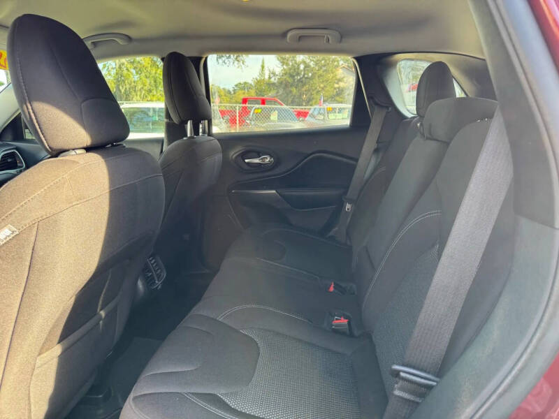 2020 Jeep Cherokee Latitude