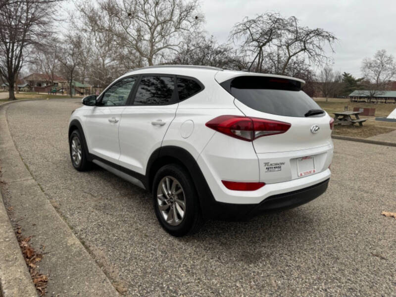 2017 Hyundai Tucson SE