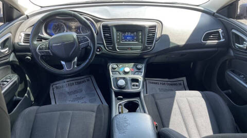 2016 Chrysler 200 Limited