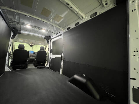 2022 Ford E-Transit 350