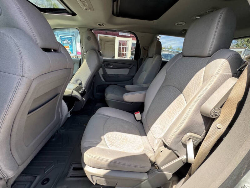 2015 GMC Acadia SLE-2