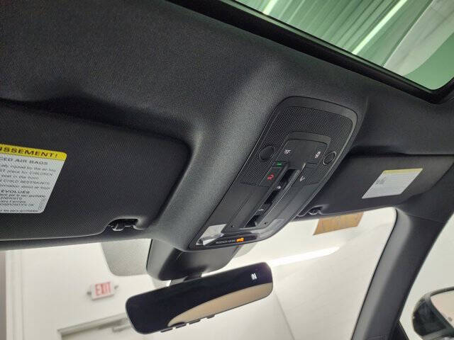 2024 Audi Q3 quattro S line Premium 45 TFSI