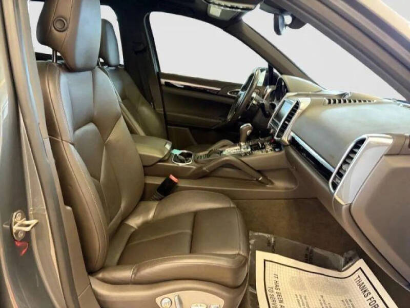 2016 Porsche Cayenne