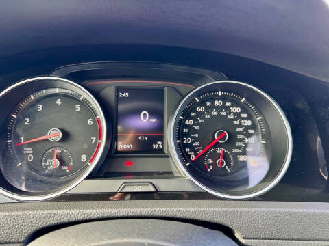 2018 Volkswagen Golf GTI S