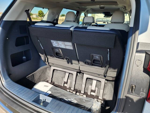 2026 Kia Carnival SX