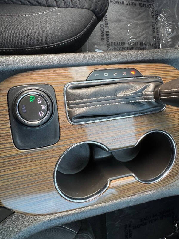 2019 GMC Acadia SLE-2