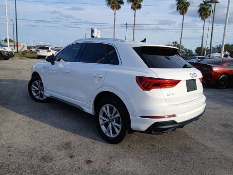 2021 Audi Q3 quattro S line Premium 45 TFSI