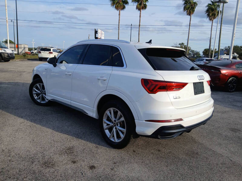 2021 Audi Q3 quattro S line Premium 45 TFSI