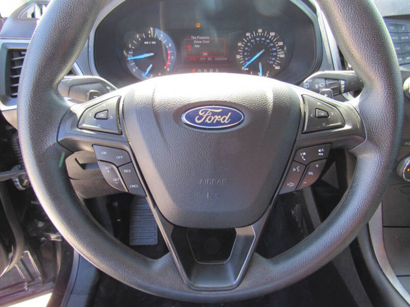 2017 Ford Edge SE