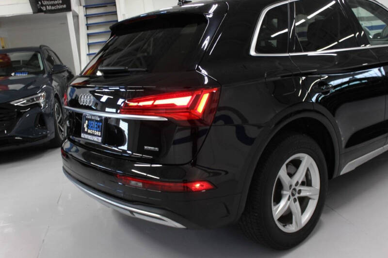 2023 Audi Q5 quattro Premium 40 TFSI