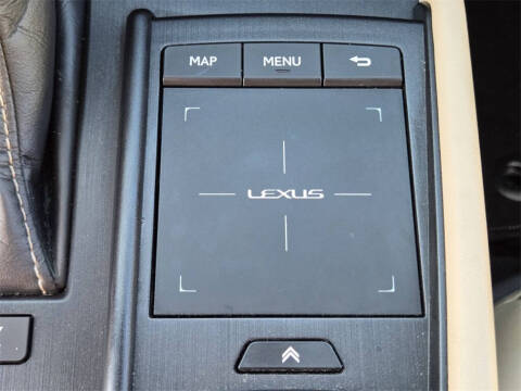 2020 Lexus ES 300h Ultra Luxury