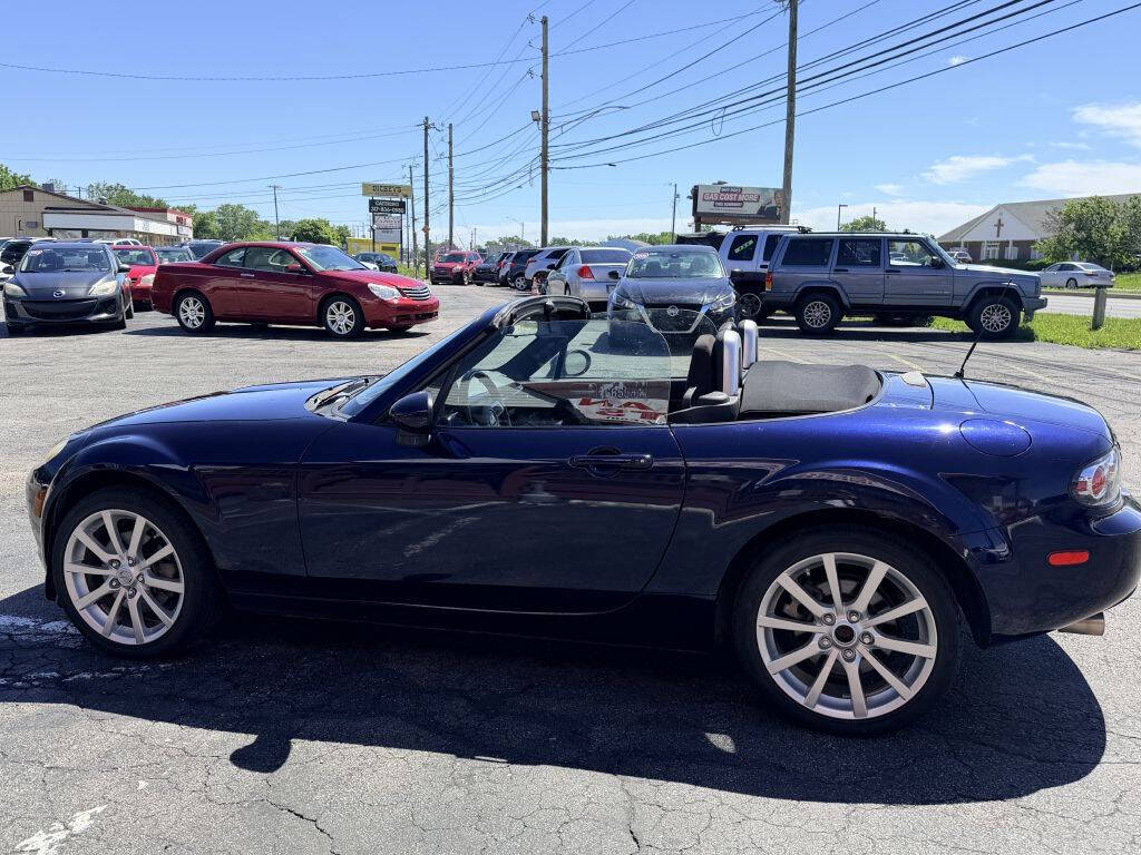 Dk. Blue 2008 Mazda MX-5 Miata SV Convertible SV 2dr Convertible 18