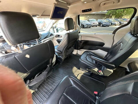 2017 Chrysler Pacifica