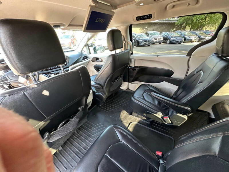 2017 Chrysler Pacifica