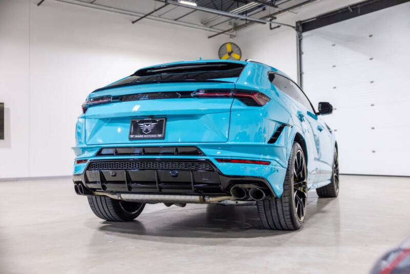 2024 Lamborghini Urus S