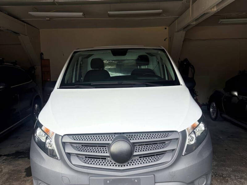 2017 Mercedes-Benz Metris Cargo Van Base